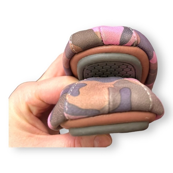 The Storehouse Gray/Tan/Pink Bubblegum Camo Genuine Leather Ballet Flats - Picture 8 of 11